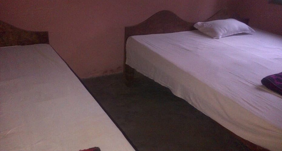 Hotel Urvashi, Baran 4